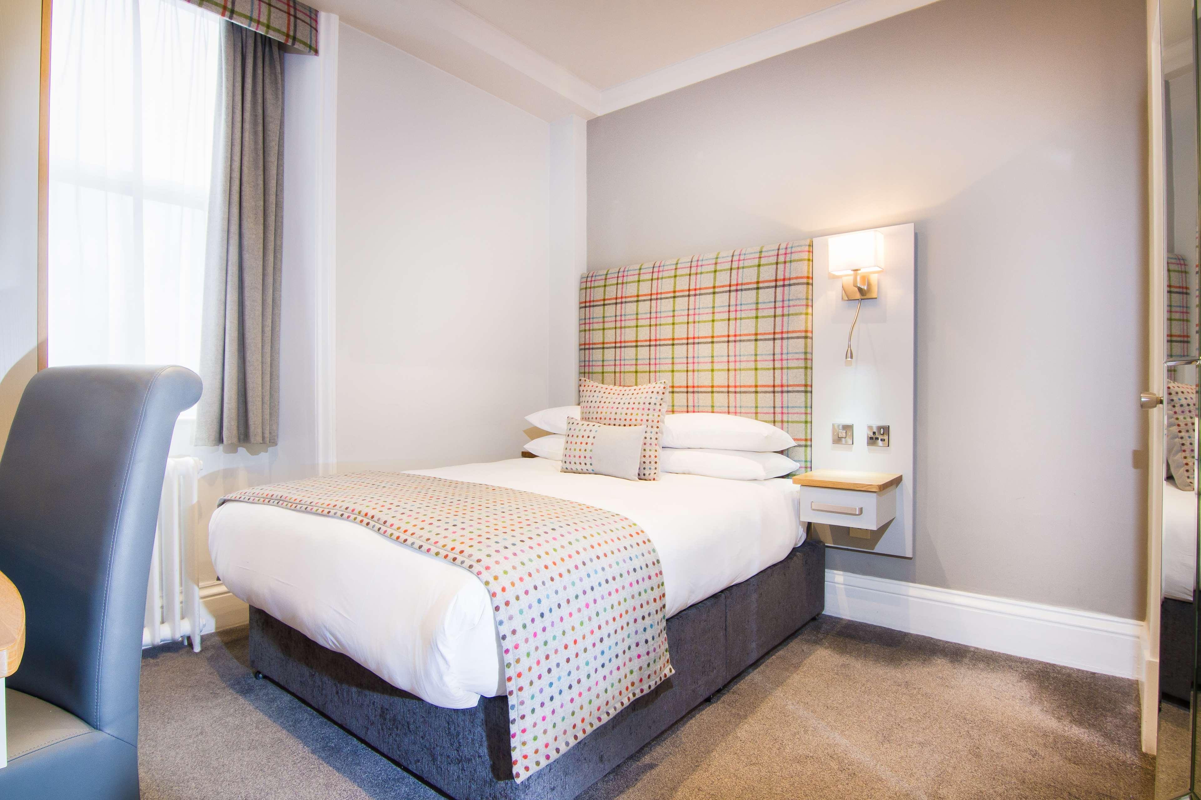 White Hart Hotel & Apartments Харогейт Екстериор снимка